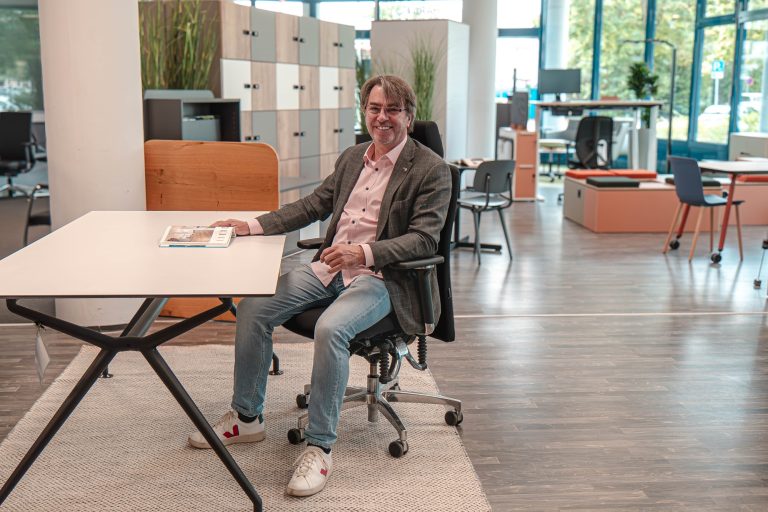 Boris Gullatz_Ergonomie im Büro_Ergonomisches Sitzen_Ergonomieberatung