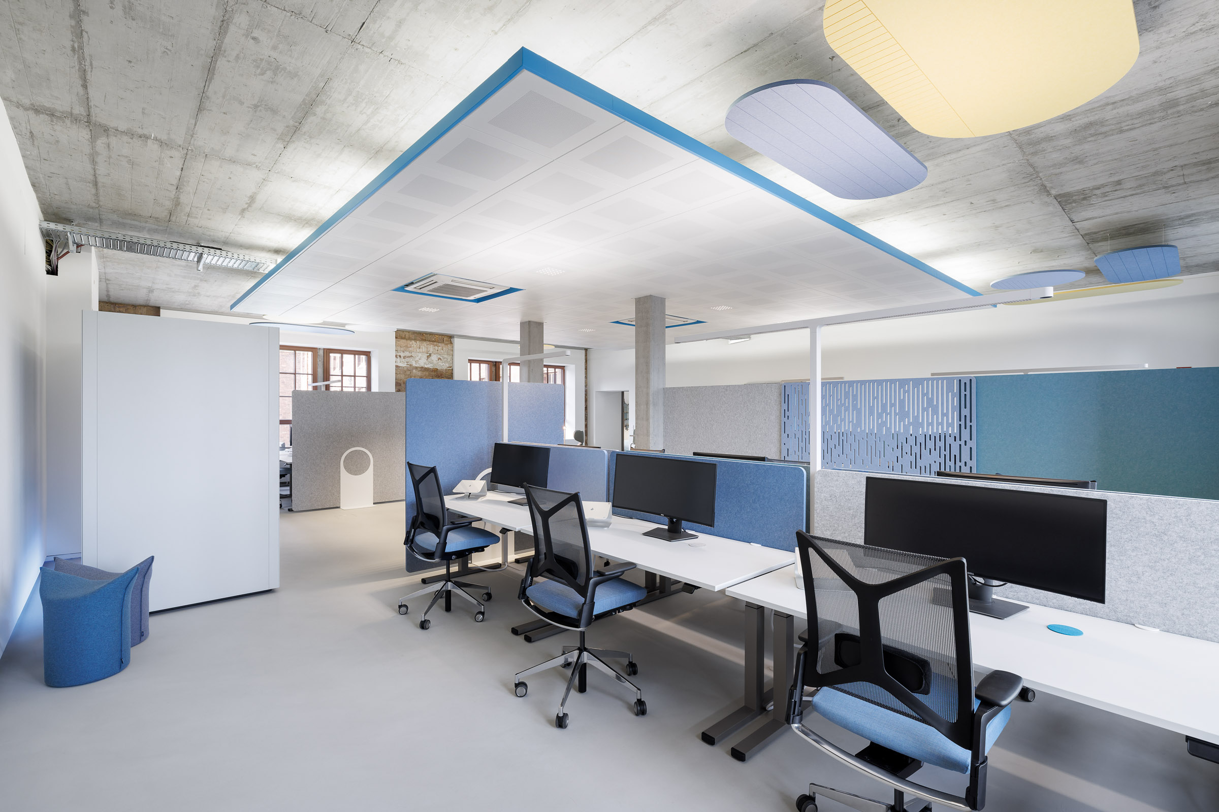 PACE Mobility_Referenz New Office_New Work_Bürogestaltung_Office Design_Erhardt Bürowelt_rmg studio_arbeitswelt