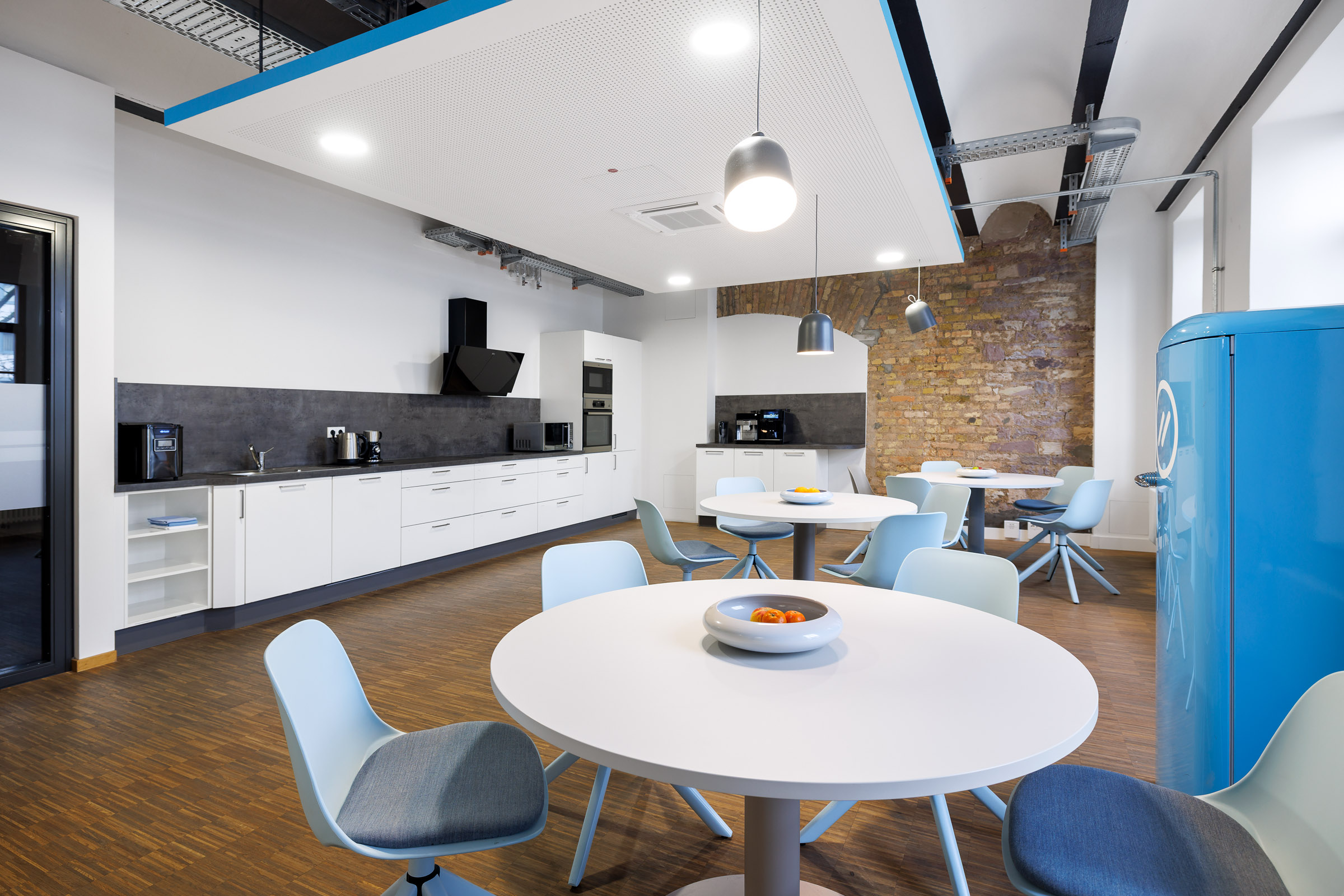 PACE Mobility_Referenz New Office_New Work_Bürogestaltung_Office Design_Erhardt Bürowelt_rmg studio_success story