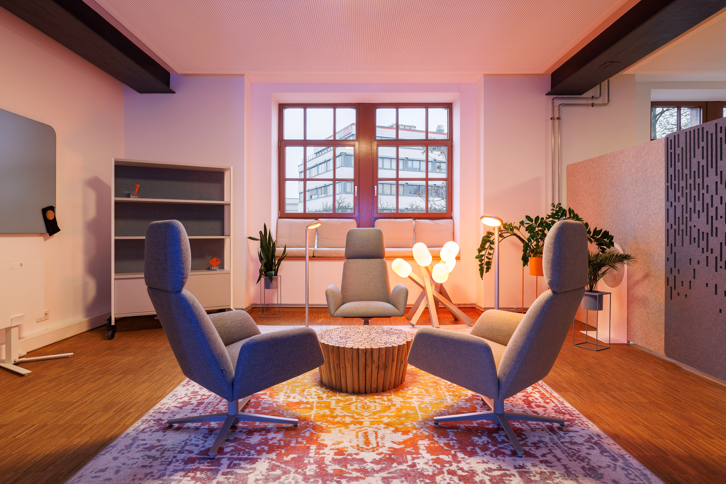 PACE Mobility_Referenz New Office_New Work_Bürogestaltung_Office Design_Erhardt Bürowelt_rmg studio_Future work