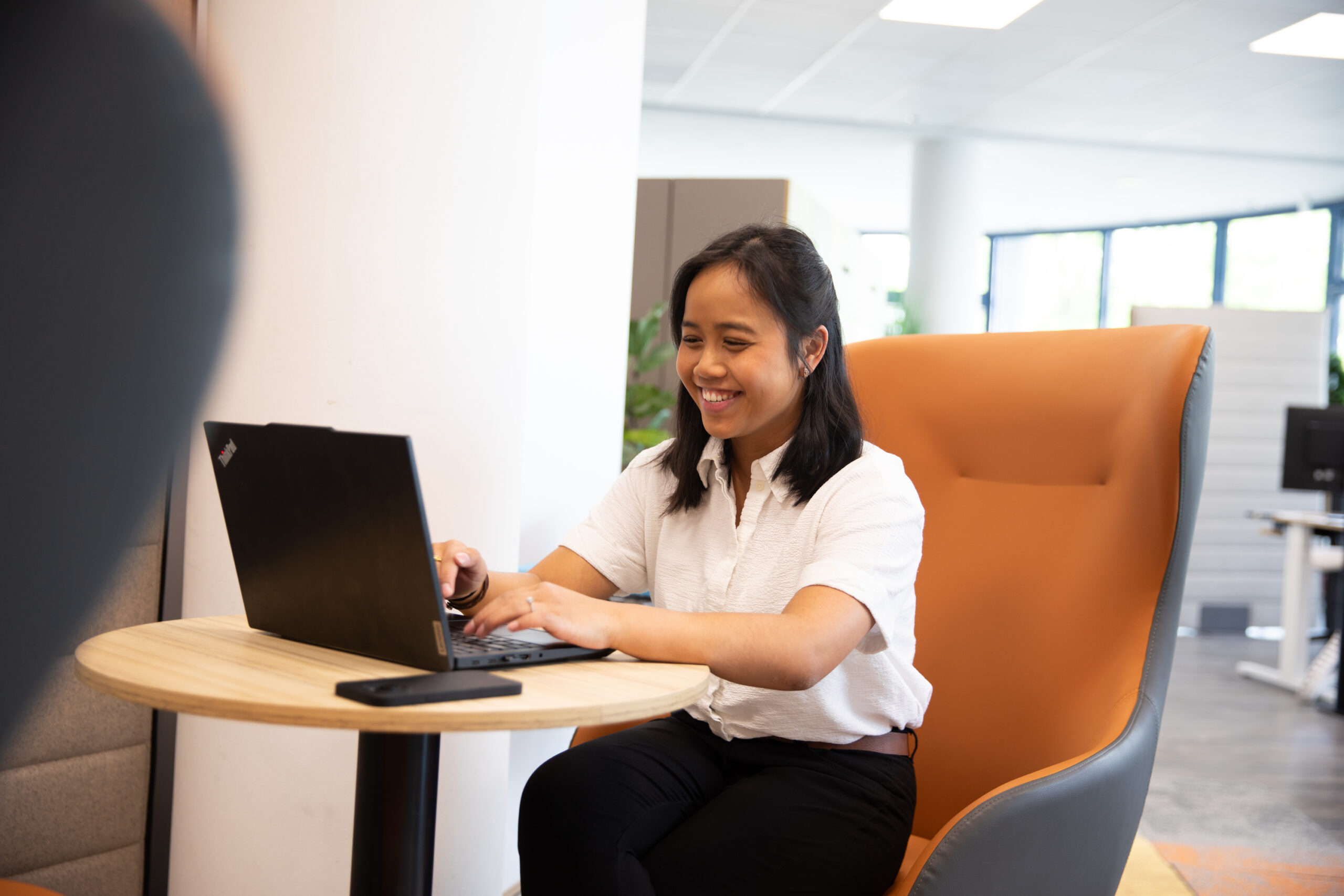 Erhardt Bürowelt_HalloARBEIT_Webinar_Büro